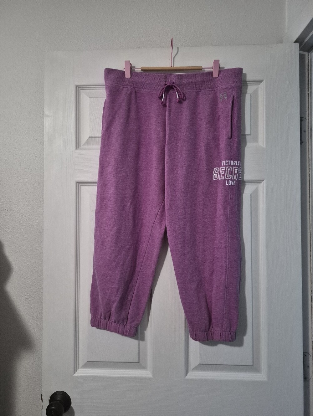 Victoria's Secret Capri Sweatpants - Lavender Purple Medium